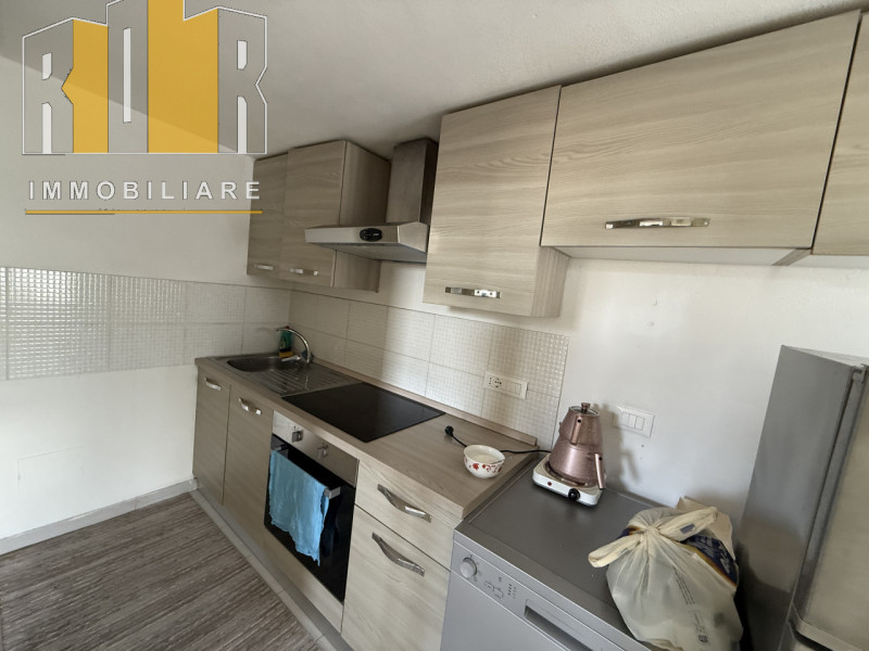 PER INVESTIMENTO proponiamo in esclusiva appartamento al piano primo ristrutturato con ingresso a...