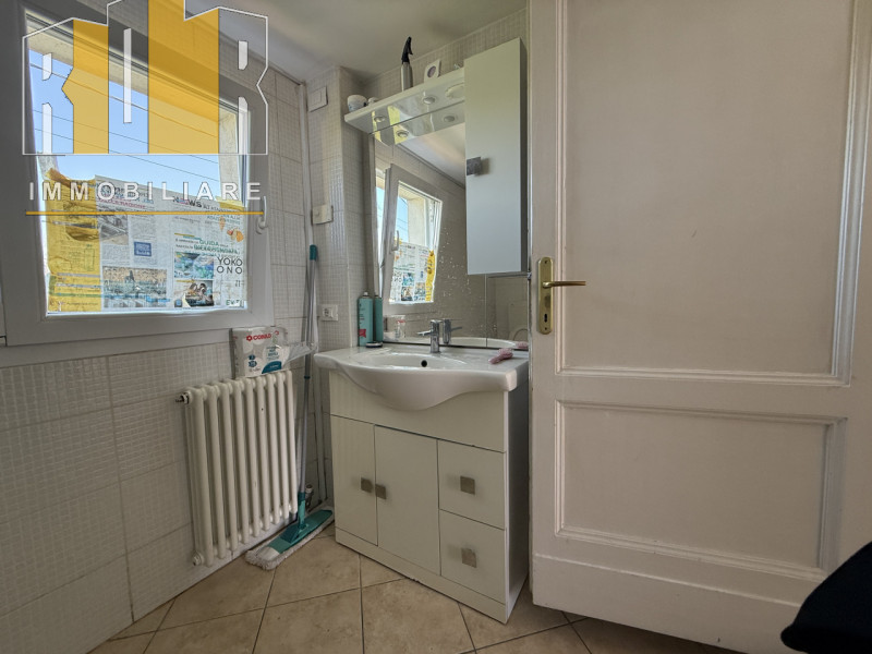 PER INVESTIMENTO proponiamo in esclusiva appartamento al piano primo ristrutturato con ingresso a...