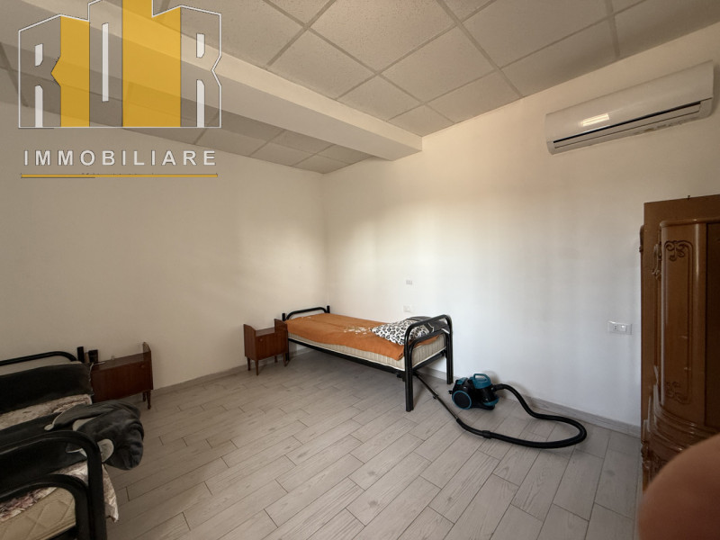 PER INVESTIMENTO proponiamo in esclusiva appartamento al piano primo ristrutturato con ingresso a...