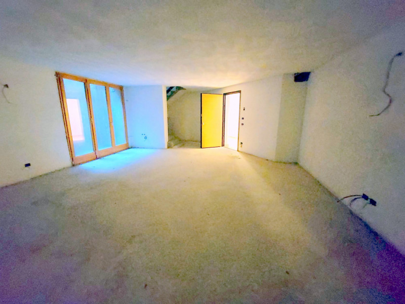 NUOVO DUPLEX 3 CAMERE VIC.ZE OSPEDALI €.728.000 tratt. - rif.ZA26-1
Appartamento n° 1 da 281 mq c...