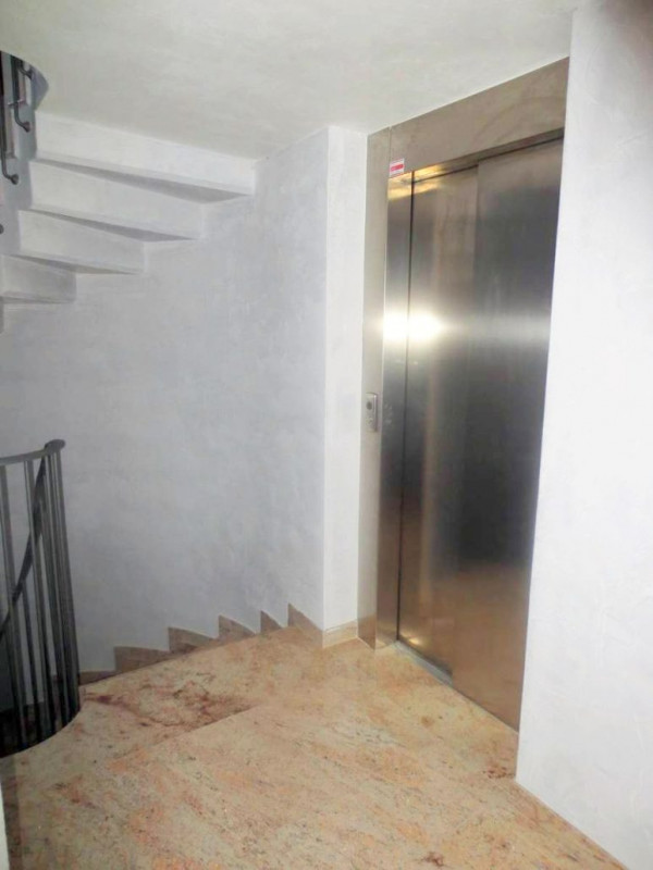 NUOVO DUPLEX 3 CAMERE VIC.ZE OSPEDALI €.728.000 tratt. - rif.ZA26-1
Appartamento n° 1 da 281 mq c...