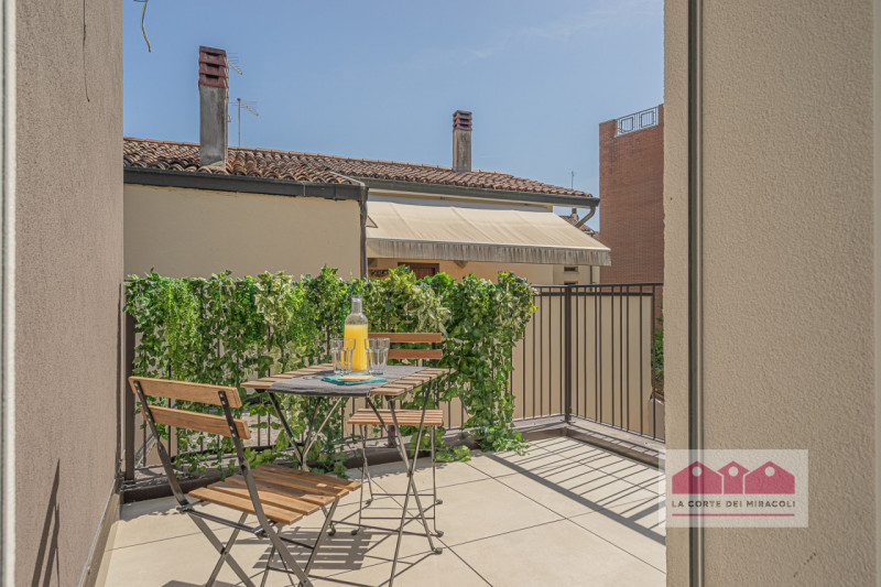 ZONA ARACELI NUOVA: PORZIONE DI BIFAMILIARE SOVRAPPOSTA, TRICAMERE BISERVIZI CON TERRAZZE ABITABI...