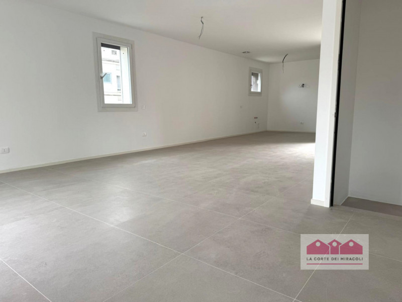 ZONA ARACELI NUOVA: PORZIONE DI BIFAMILIARE SOVRAPPOSTA, TRICAMERE BISERVIZI CON TERRAZZE ABITABI...