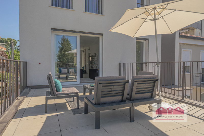 ZONA ARACELI NUOVA: PORZIONE DI BIFAMILIARE SOVRAPPOSTA, TRICAMERE BISERVIZI CON TERRAZZE ABITABI...