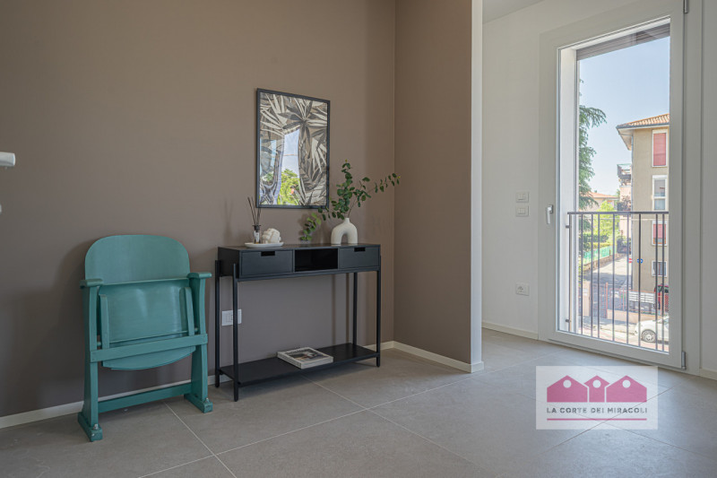 ZONA ARACELI NUOVA: PORZIONE DI BIFAMILIARE SOVRAPPOSTA, TRICAMERE BISERVIZI CON TERRAZZE ABITABI...