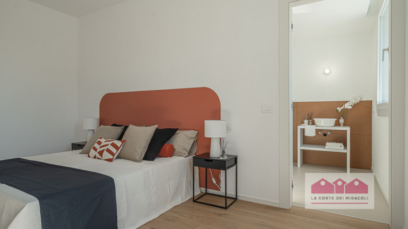 ZONA ARACELI NUOVA: PORZIONE DI BIFAMILIARE SOVRAPPOSTA, TRICAMERE BISERVIZI CON TERRAZZE ABITABI...