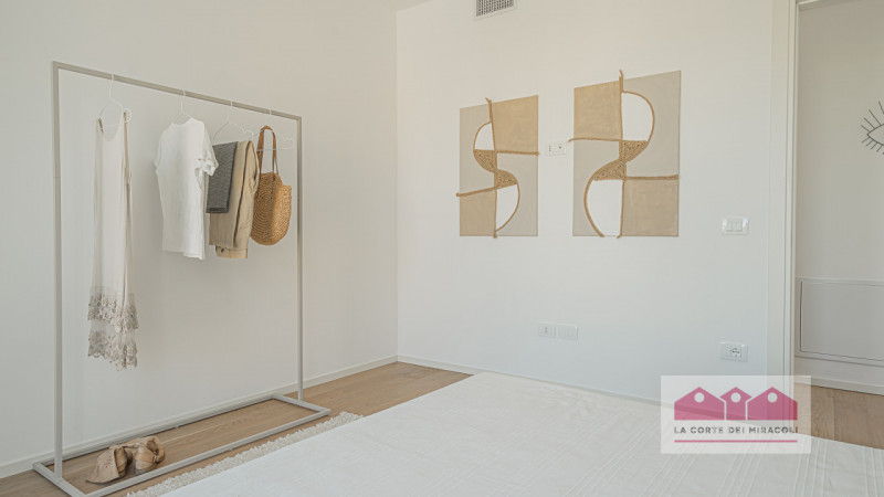 ZONA ARACELI NUOVA: PORZIONE DI BIFAMILIARE SOVRAPPOSTA, TRICAMERE BISERVIZI CON TERRAZZE ABITABI...