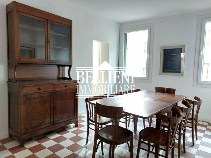 BORGO BERGA - In una delle zone più apprezzate e comode di Vicenza, proponiamo in locazione un lu...