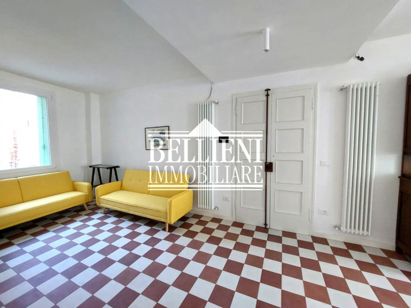 BORGO BERGA - In una delle zone più apprezzate e comode di Vicenza, proponiamo in locazione un lu...