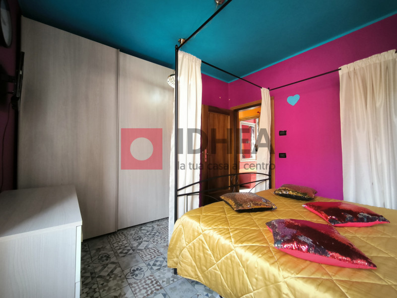 SILEA:CENDON

Appartamento bicamere, situato all'interno di una palazzina ex ATER degli anni '70 ...