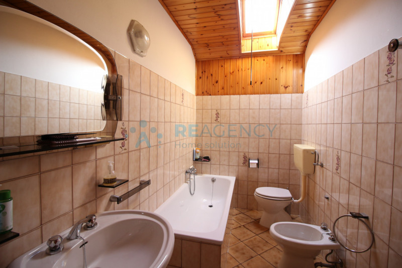 Tonezza del Cimone 

Stai cercando un appartamento in stile montano nell' Altopiano Vicentino?

P...