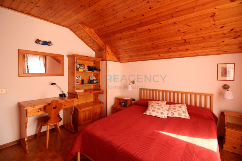 Tonezza del Cimone 

Stai cercando un appartamento in stile montano nell' Altopiano Vicentino?

P...