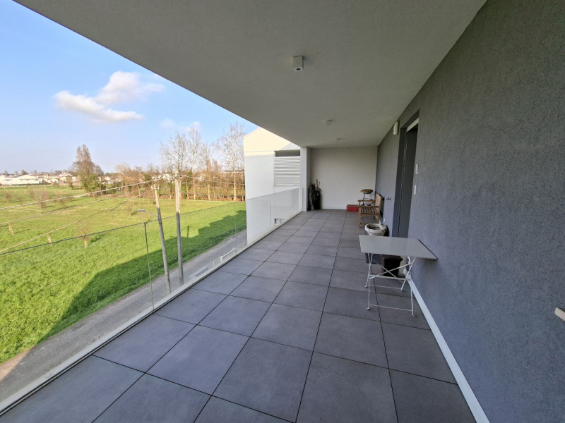 Studio Itaca Immobiliare propone in vendita un attico raffinato situato nel quartiere Crocifisso,...