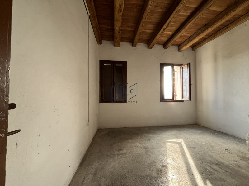 San Biagio di Callalta - Fraz. Rovarè (Treviso)

Se siete amanti della campagna e cercate un ambi...