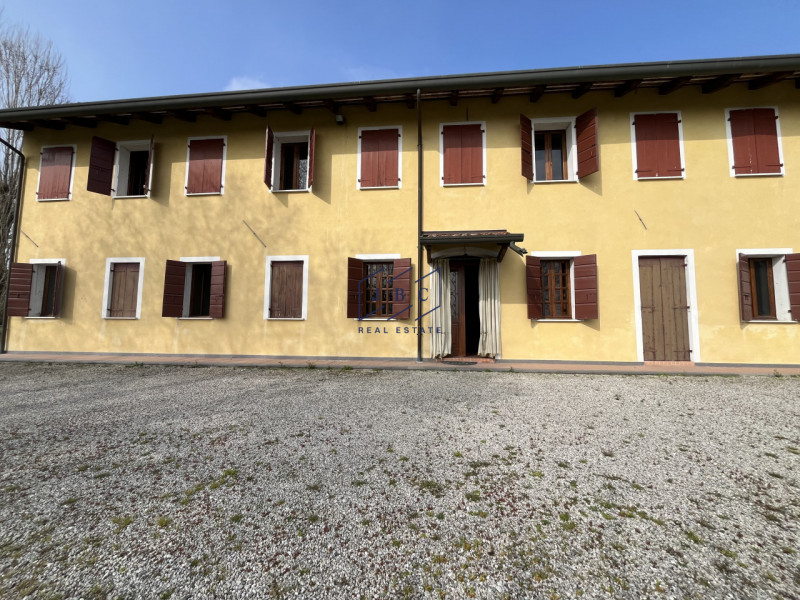 San Biagio di Callalta - Fraz. Rovarè (Treviso)

Se siete amanti della campagna e cercate un ambi...