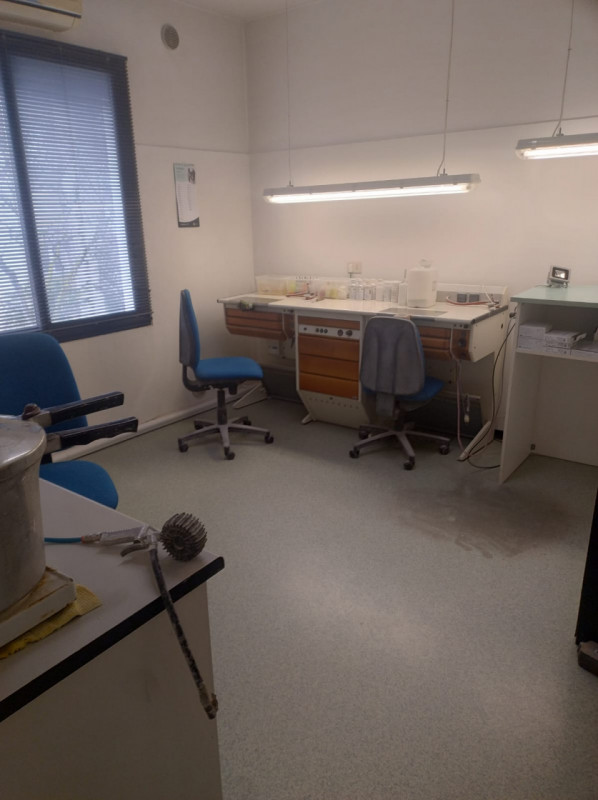 AFFITTASI UFFICIO in zona ARCELLA - SANT'ANTONINO

-Palazzina di sole 2 unità con destinazione uf...