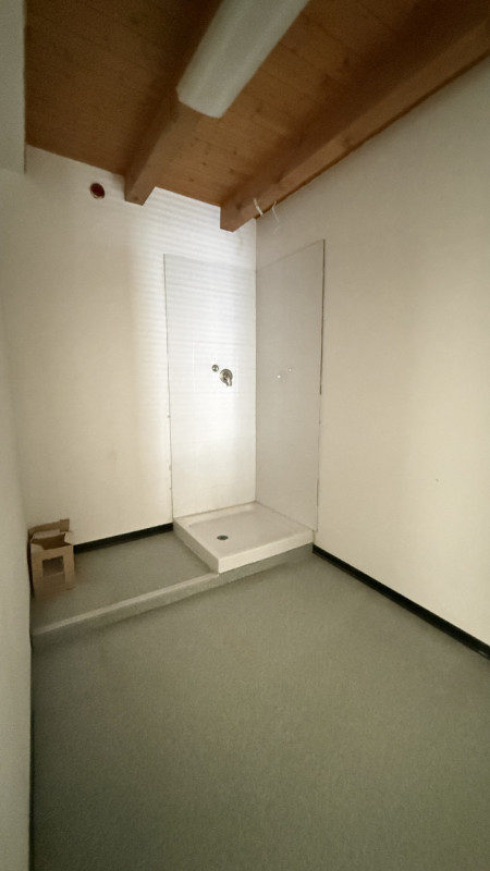 AFFITTASI UFFICIO in zona ARCELLA - SANT'ANTONINO

-Palazzina di sole 2 unità con destinazione uf...