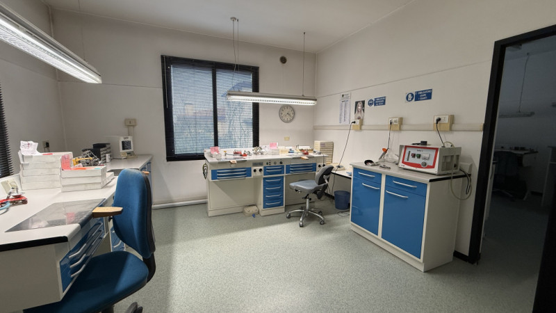 AFFITTASI UFFICIO in zona ARCELLA - SANT'ANTONINO

-Palazzina di sole 2 unità con destinazione uf...