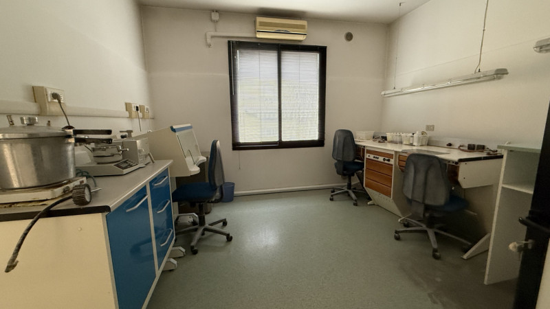 AFFITTASI UFFICIO in zona ARCELLA - SANT'ANTONINO

-Palazzina di sole 2 unità con destinazione uf...