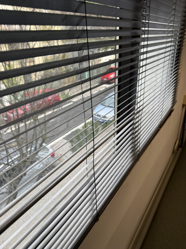 AFFITTASI UFFICIO in zona ARCELLA - SANT'ANTONINO

-Palazzina di sole 2 unità con destinazione uf...