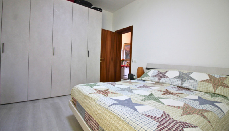 Scopri un'opportunità unica nel cuore di Vicenza, nella tranquilla zona di Bertesina-Ospedaletto....