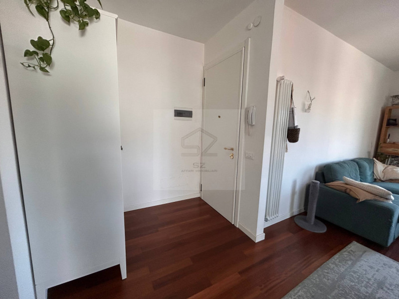 PADOVA-BRUSEGANA 

Proponiamo in vendita appartamento situato al terzo piano, particolarmente lum...