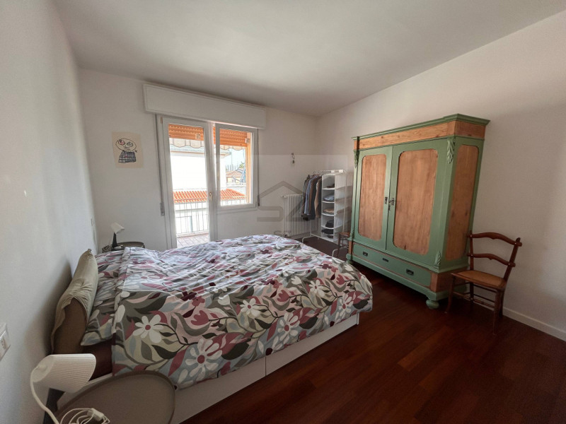 PADOVA-BRUSEGANA 

Proponiamo in vendita appartamento situato al terzo piano, particolarmente lum...