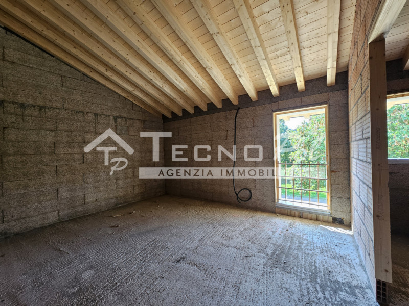 CAMPODARSEGO - Se quello che cerchi è l'indipendenza di una casa in contesto tranquillo ma ad una...