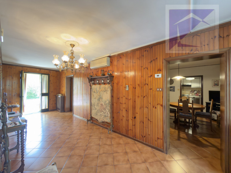 Santa Giustina in Colle -Frazione Fratte - Proponiamo in vendita villa singola situata in una tra...