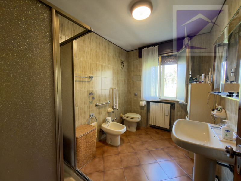 Santa Giustina in Colle -Frazione Fratte - Proponiamo in vendita villa singola situata in una tra...