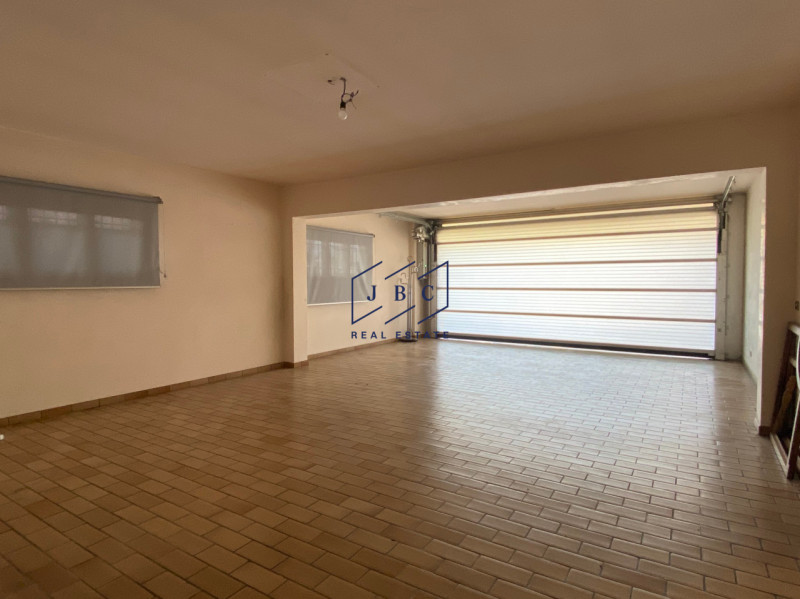 Mansue' - (Treviso)

Proponiamo in vendita villa immersa in un grande giardino curato nei minimi ...