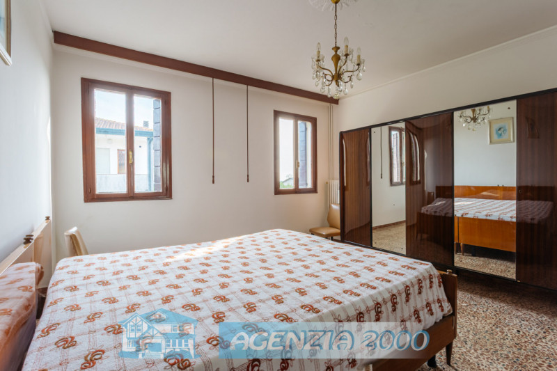 LA TUA OCCASIONE E' A TERRASSA PADOVANA!!! LA CASA GIUSTA PER TE!!! CON AMPIO GIARDINO E TERRENO ...