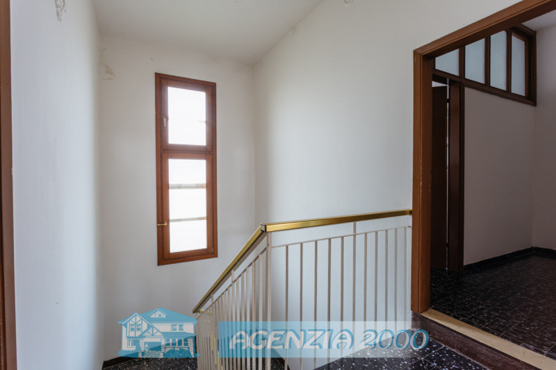 LA TUA OCCASIONE E' A TERRASSA PADOVANA!!! LA CASA GIUSTA PER TE!!! CON AMPIO GIARDINO E TERRENO ...