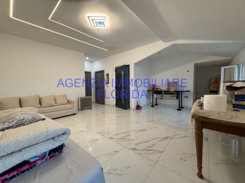 Loreggia in zona tranquilla fuori dal traffico, inserito in un contesto di sole 3 unità abitative...