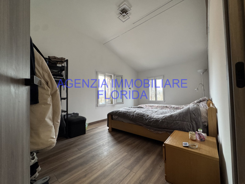 Loreggia in zona tranquilla fuori dal traffico, inserito in un contesto di sole 3 unità abitative...