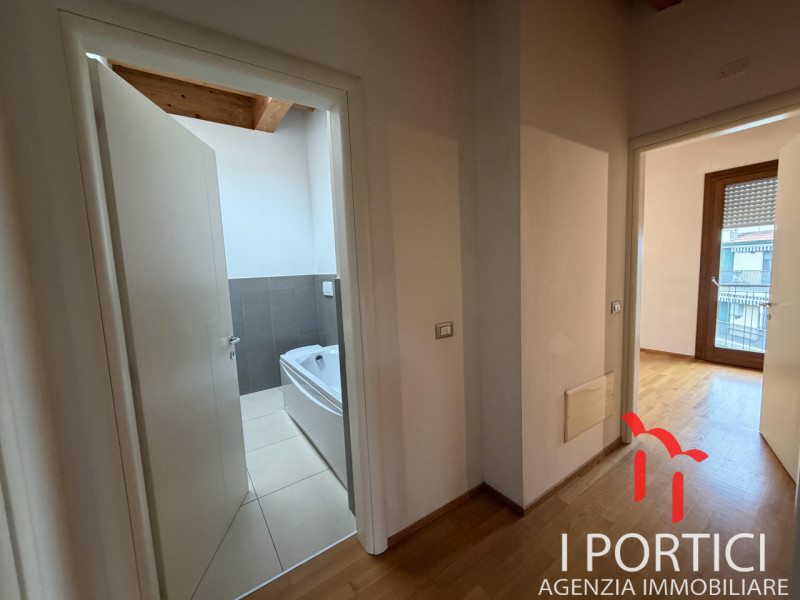 San Martino di Lupari  -


NON CHIAMARE
SOLO REFERENZIATI CON CONTRATTO A TEMPO INDETERMINATO.
SC...