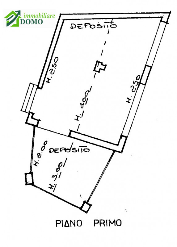 LIMITROFI SCHIO: A soli 12 minuti dal centro di Schio, immerso tra le dolci colline e i boschi ri...