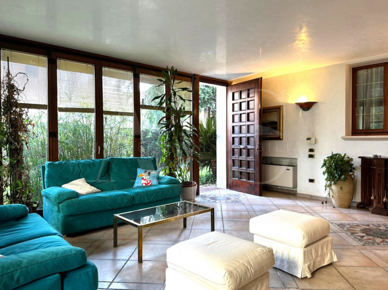 In una delle zone residenziali più comode e servite della città, a due passi da Prato della Valle...