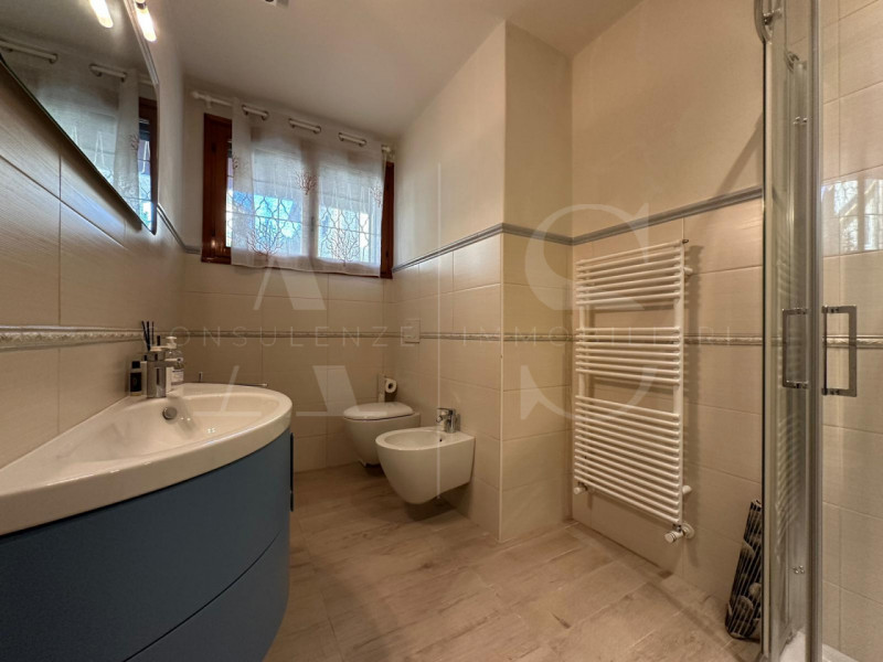 In una delle zone residenziali più comode e servite della città, a due passi da Prato della Valle...