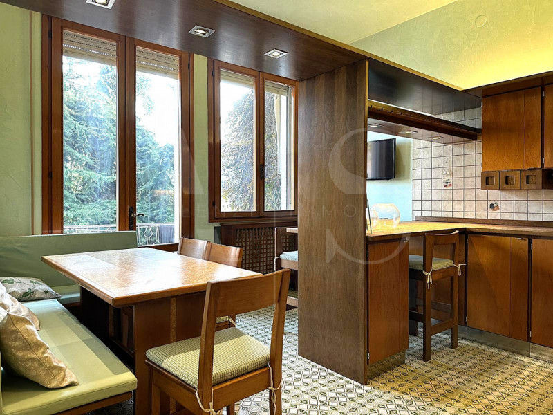 In una delle zone residenziali più comode e servite della città, a due passi da Prato della Valle...