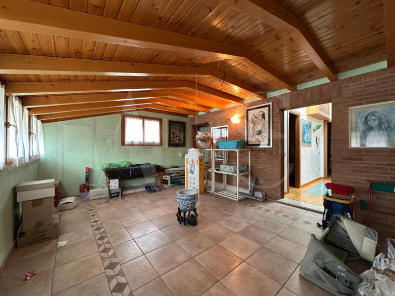 In una delle zone residenziali più comode e servite della città, a due passi da Prato della Valle...