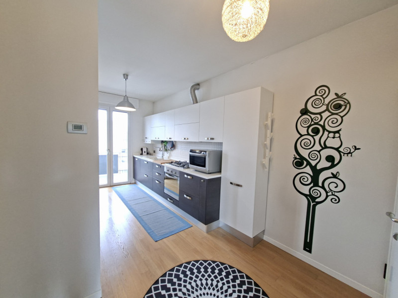 Studio Itaca Immobiliare propone in vendita un appartamento situato nel quartiere Sacra Famiglia,...