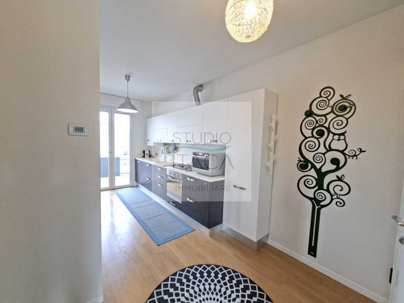 Studio Itaca Immobiliare propone in vendita un appartamento situato nel quartiere Sacra Famiglia,...