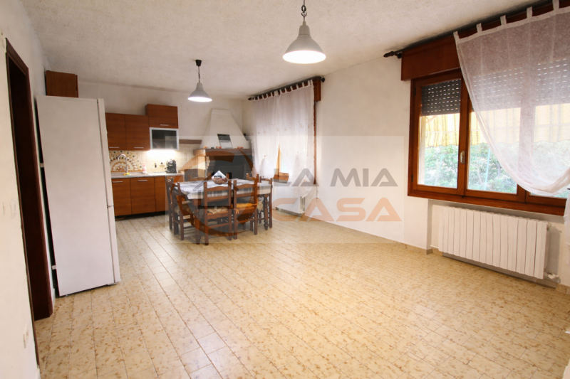 VIGONZA: Porzione di bifamiliare tutta al piano terra. E' la casa ideale per chi cerca grandi spa...