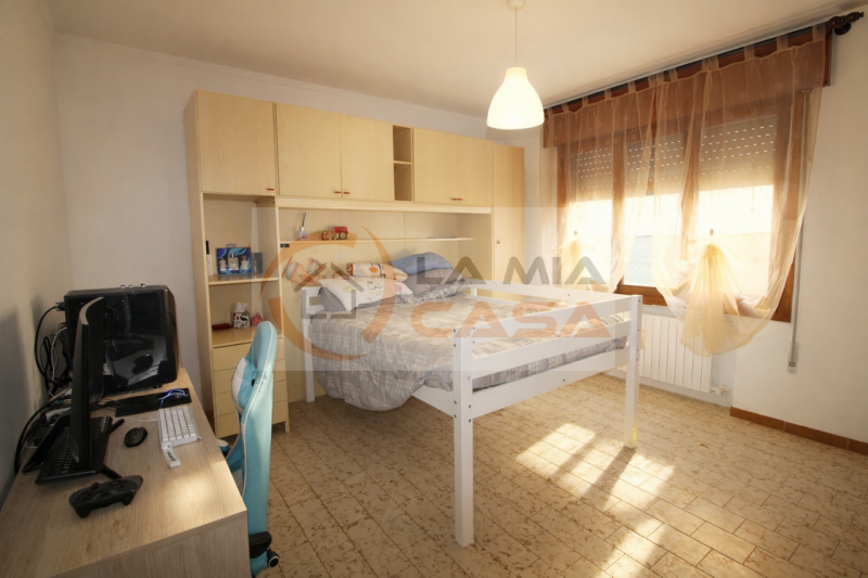 VIGONZA: Porzione di bifamiliare tutta al piano terra. E' la casa ideale per chi cerca grandi spa...