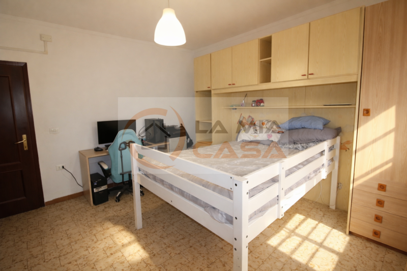 VIGONZA: Porzione di bifamiliare tutta al piano terra. E' la casa ideale per chi cerca grandi spa...