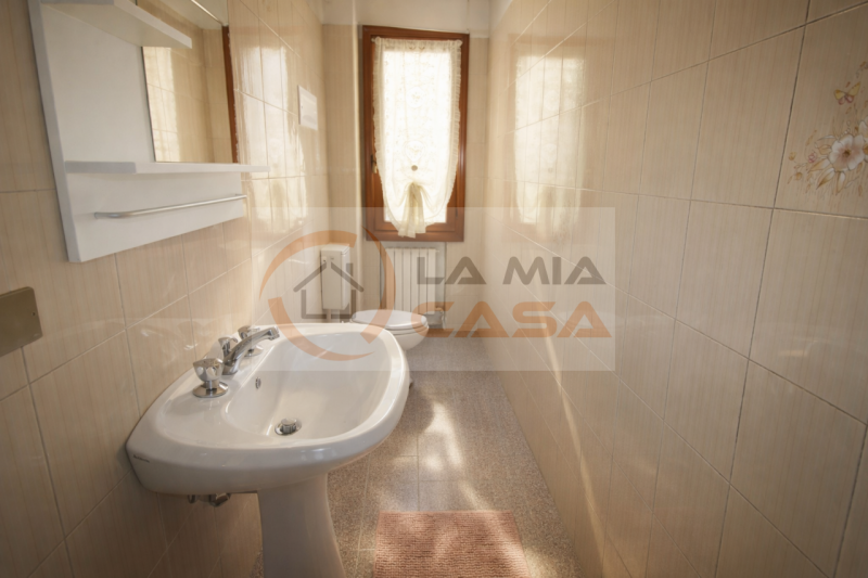 VIGONZA: Porzione di bifamiliare tutta al piano terra. E' la casa ideale per chi cerca grandi spa...