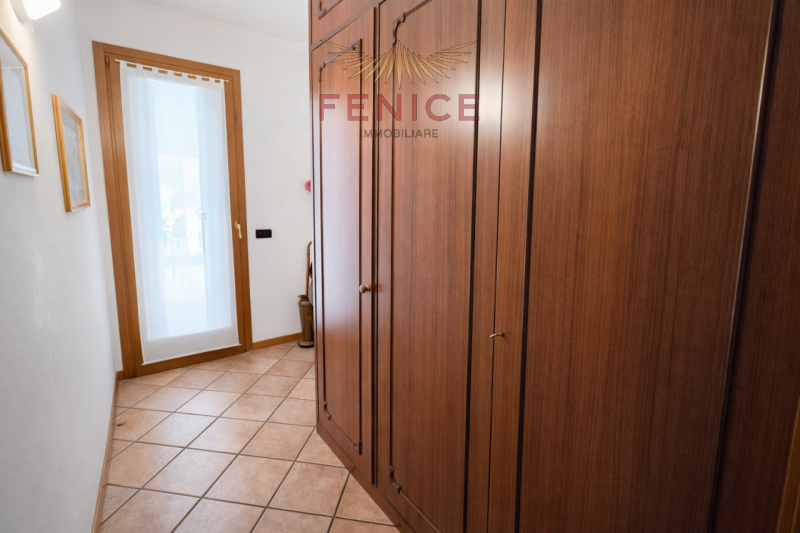 Nel cuore della tranquilla frazione di Guarda, a pochi minuti dal centro di Montebelluna, si prop...