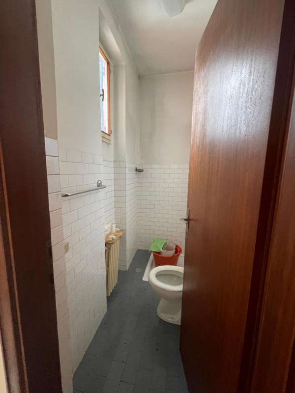 In tranquillo quartiere residenziale nel centro di Noventa Padovana, su piccola palazzina, appart...