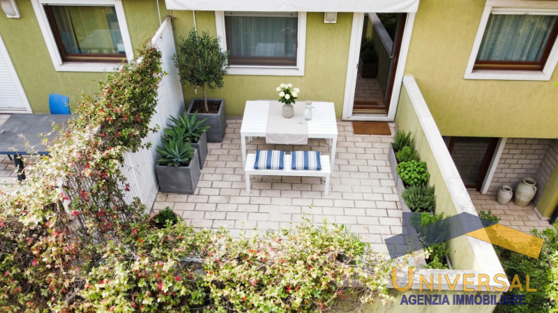 ALBIGNASEGO - SANT' AGOSTINO - A soli 3 km dalla fermata del tram capolinea Guizza, che permette ...